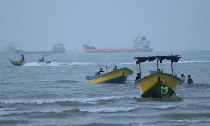 Vessels in the Strait of Hormuz near the beach of Bandar Abbas, Iran, on July 27, 2026. - Reuters