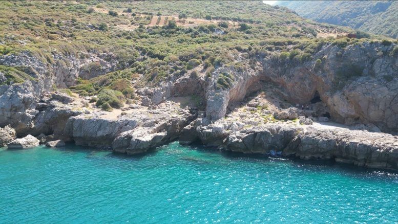 Üçağızlı II Cave in southern Türkiye, where researchers investigated evidence of Neanderthal and modern human activity. - KyotoU / Naoki Morimoto
