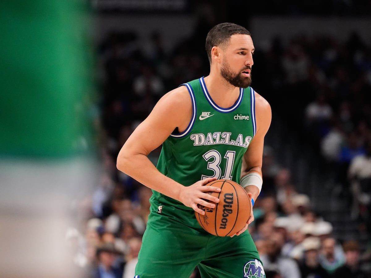 Dallas Mavericks guard Klay Thompson handles the ball during an NBA game against the Atlanta Hawks in Dallas on March 18, 2026. - AP Photo/Tony Gutierrez