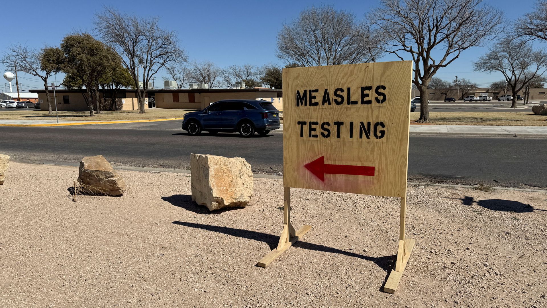 A sign reading "measles testing" is seen during the U.S. outbreak. - sky.com