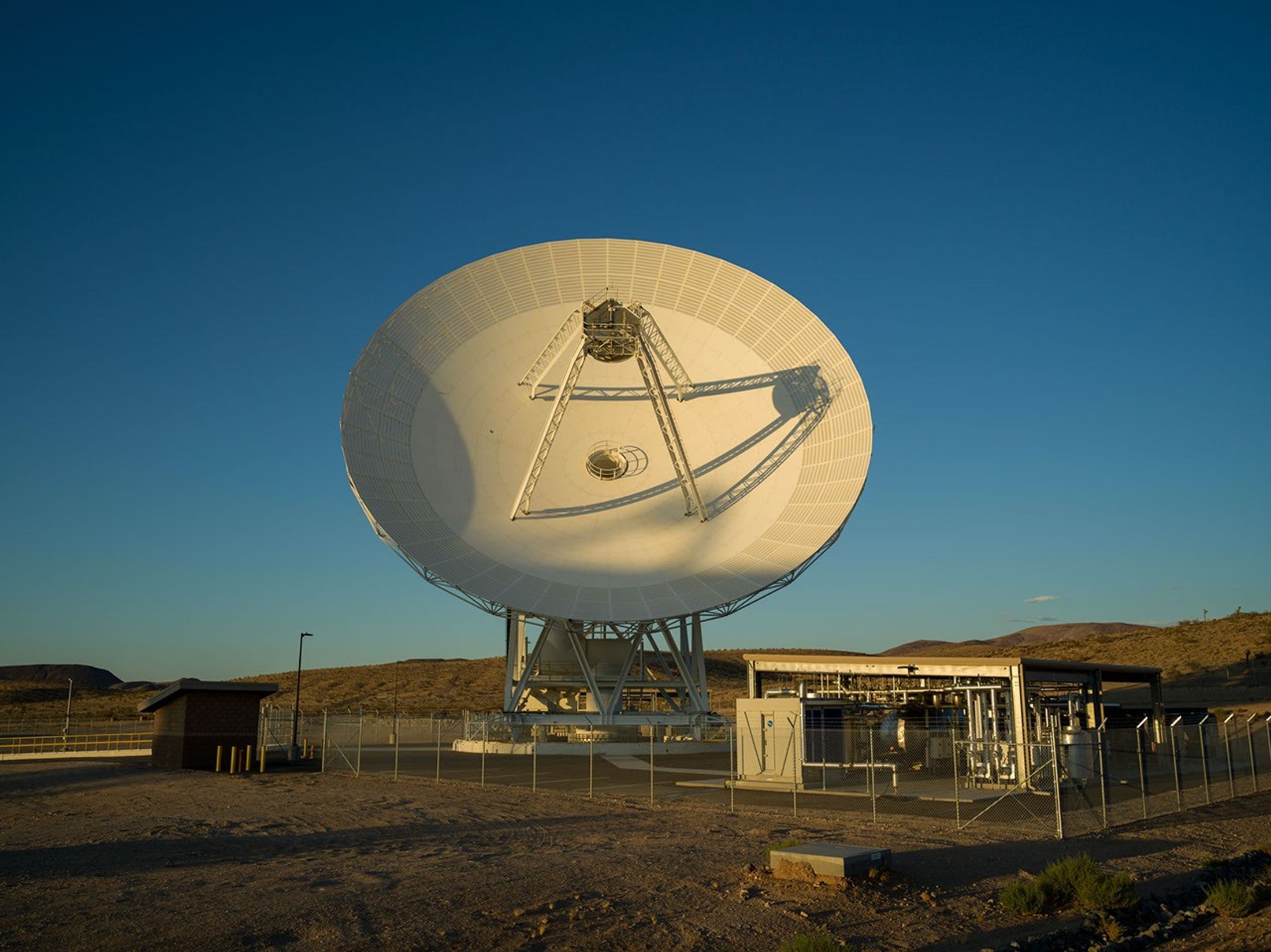 Recently completed Deep Space Station 23 at the Deep Space Network’s Goldstone complex near Barstow, California, in August 2026. - NASA/JPL-Caltech