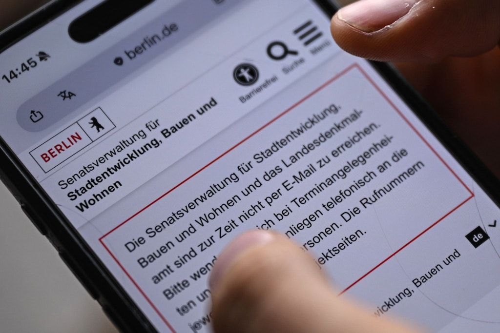 A Berlin administration site after two Senate departments remained disconnected from the state network following the cyberattack. - Britta Pedersen/dpa